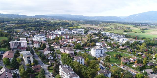 vue-arienne-saint-julien-mairie-saint-julien-en-genevois-4.jpg