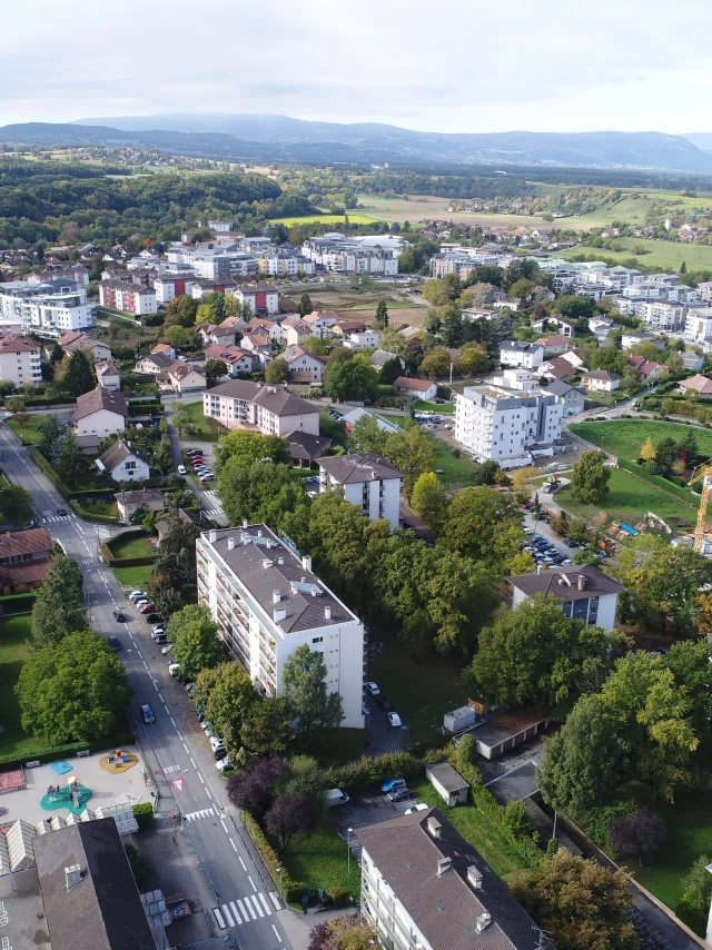 vue-arienne-saint-julien-mairie-saint-julien-en-genevois-4.jpg