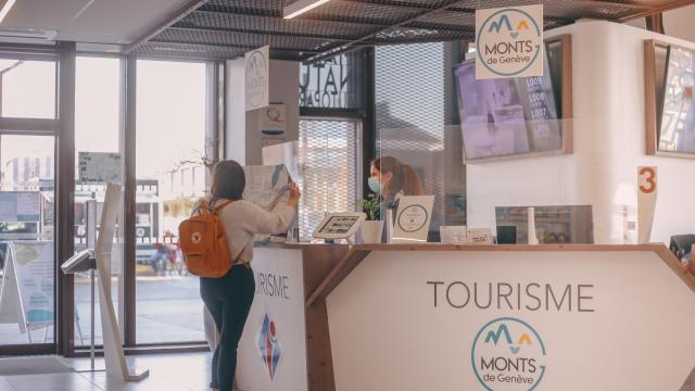 Accueil à l'OT Monts de Genève, Maison de la Mobilité et du Tourisme à Annemasse