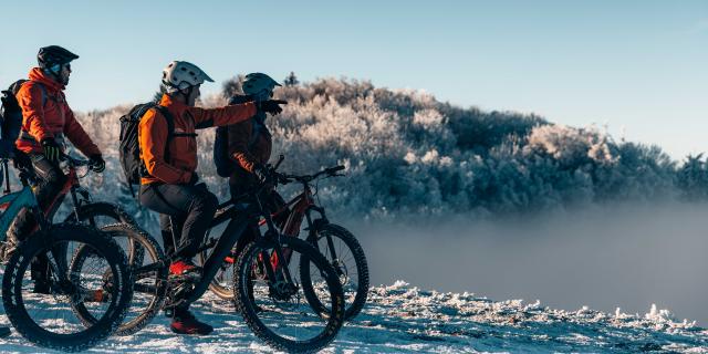 Sortie VTT électrique sous la neige