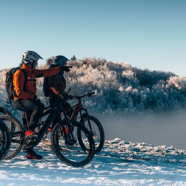 Sortie VTT électrique sous la neige