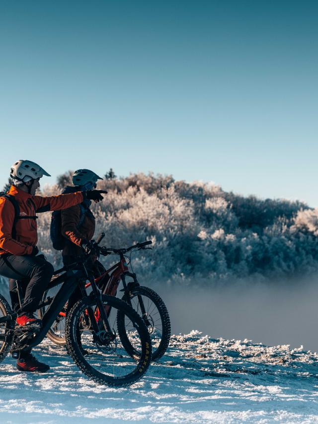 Sortie VTT électrique sous la neige